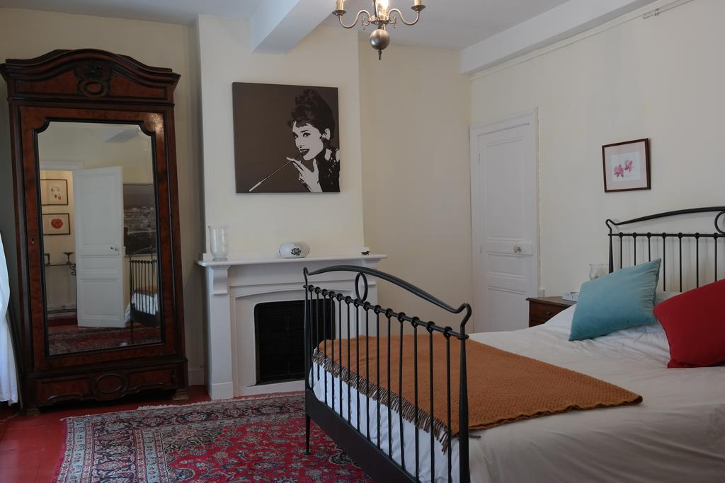 Apartment Penthouse Overlooking Place Carnot
